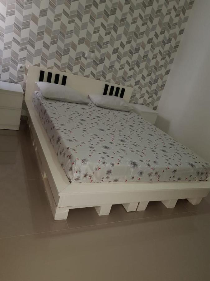 Bellamy Apartment Porto Novo Екстериор снимка